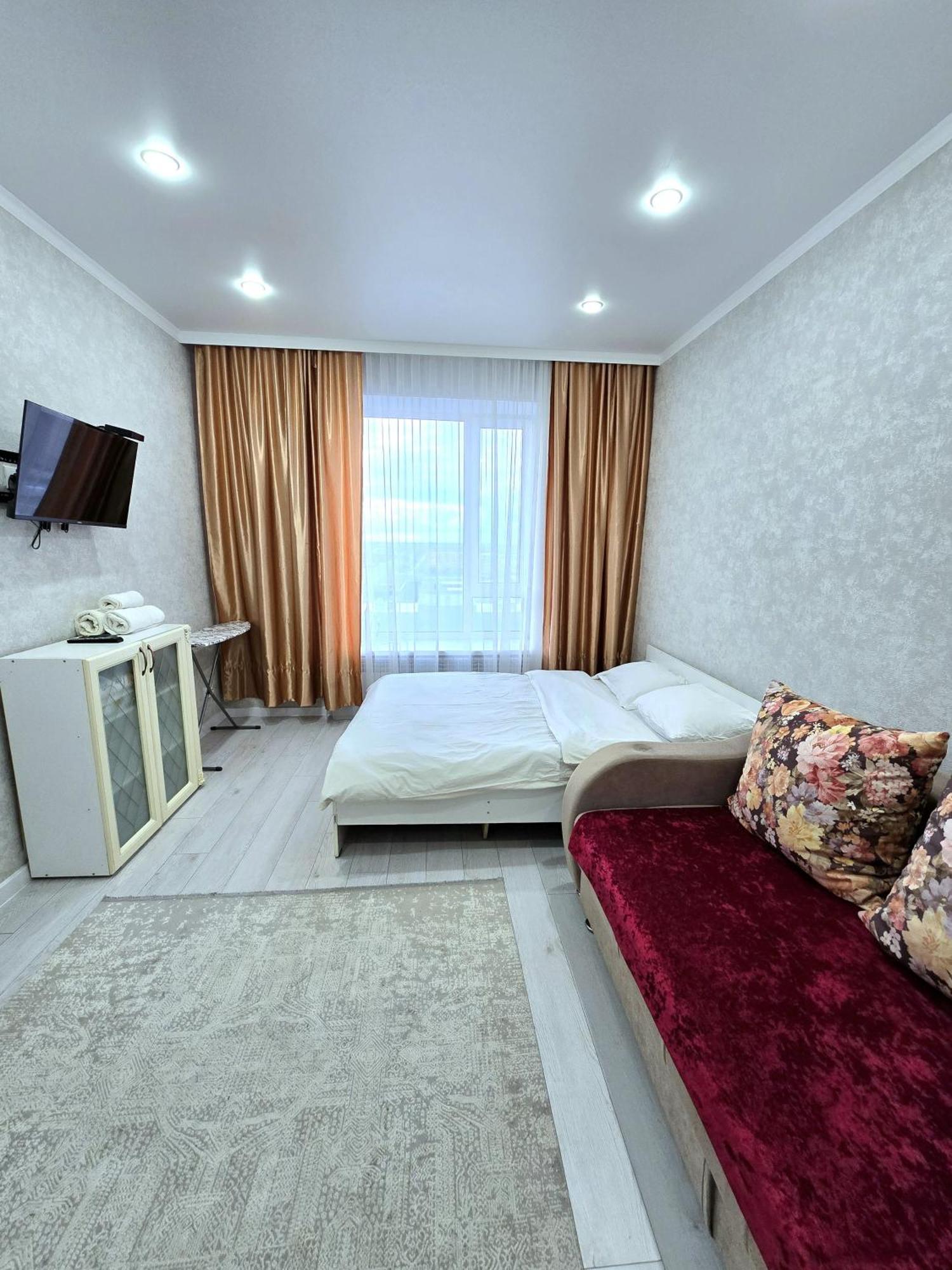 Аэропорт 10 Минут Жк Будапешт163 Apartment Nur-Sultan  Exterior photo